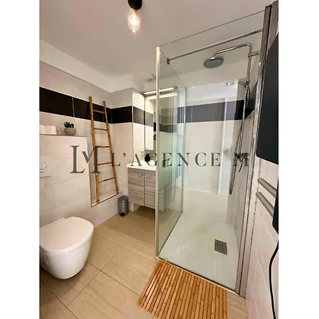 Bis Rivages 100m De La Plage, Lumineux Καλβί